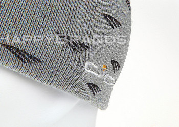Beanie-Werbegeschenk-Veredelung-Stick-3