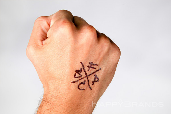 Faketattoo mit Vereinsname
