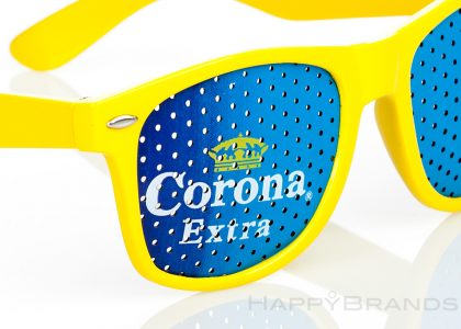 Sonnenbrille-mit-Logo-Aufdruck