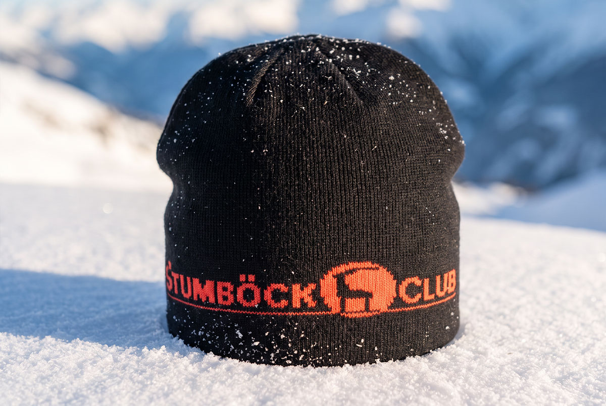 Werbebeanie mit Firmenlogo