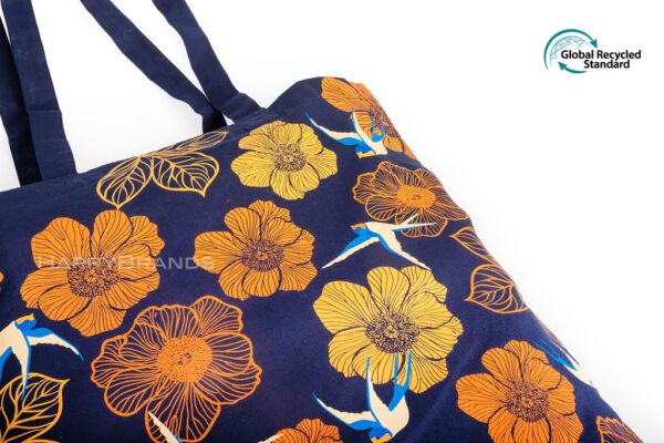 Printed fabric bags Shopping bags made of recycled cotton Merchandising GRS